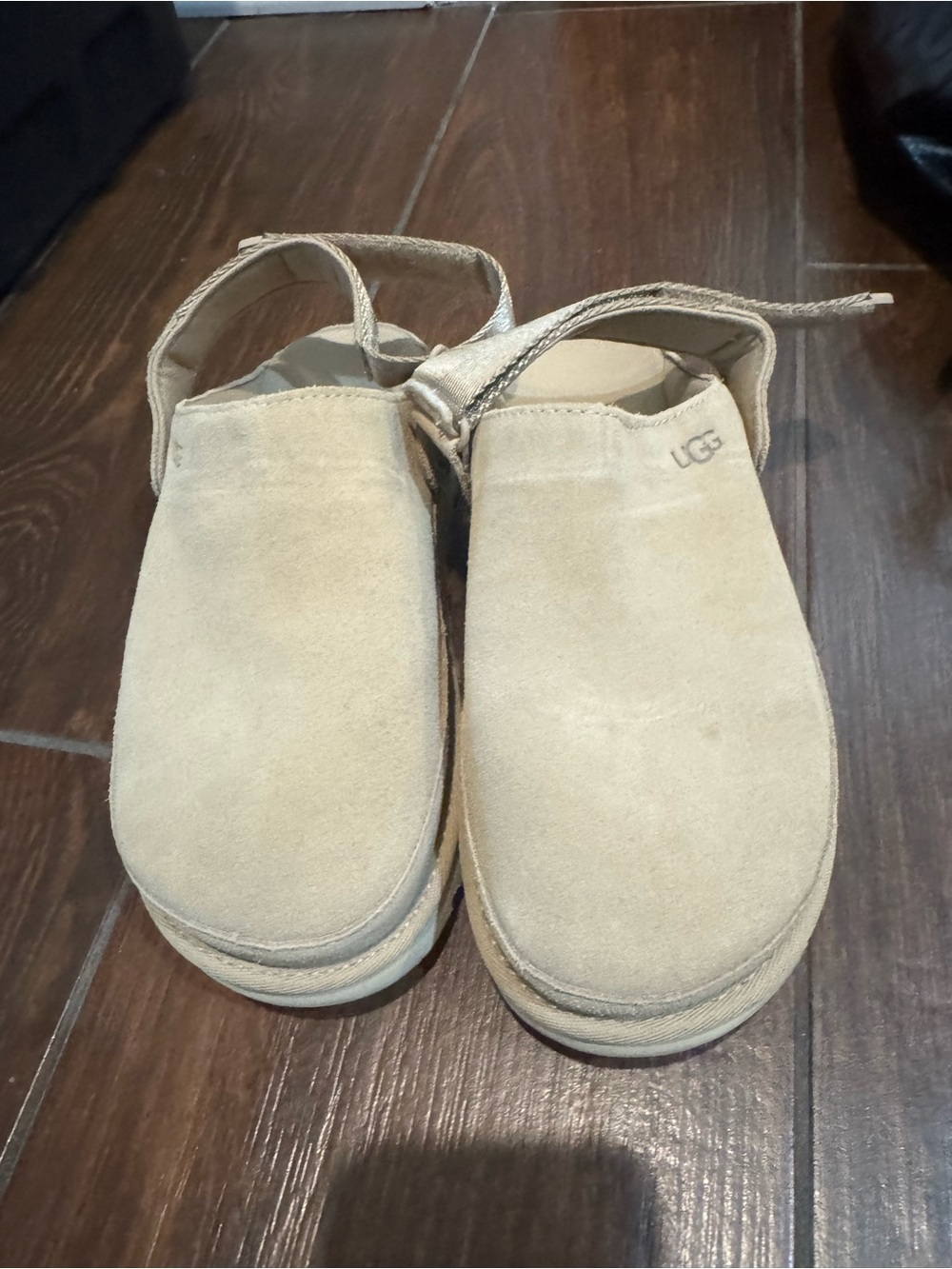 UGG Sandal Clog in Beige Suede